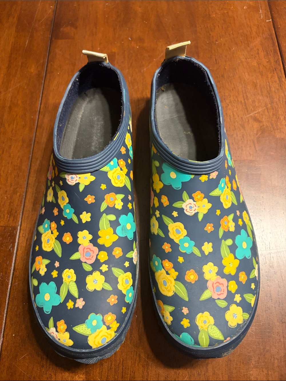 chooka Navy Floral Rain Mules